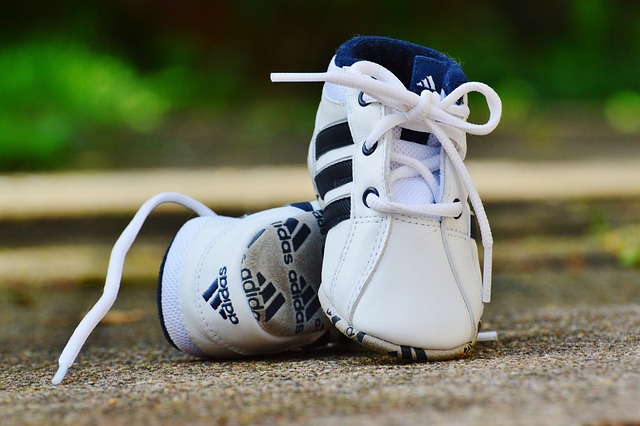 Jak dobrać idealne buty sportowe dla dziecka?